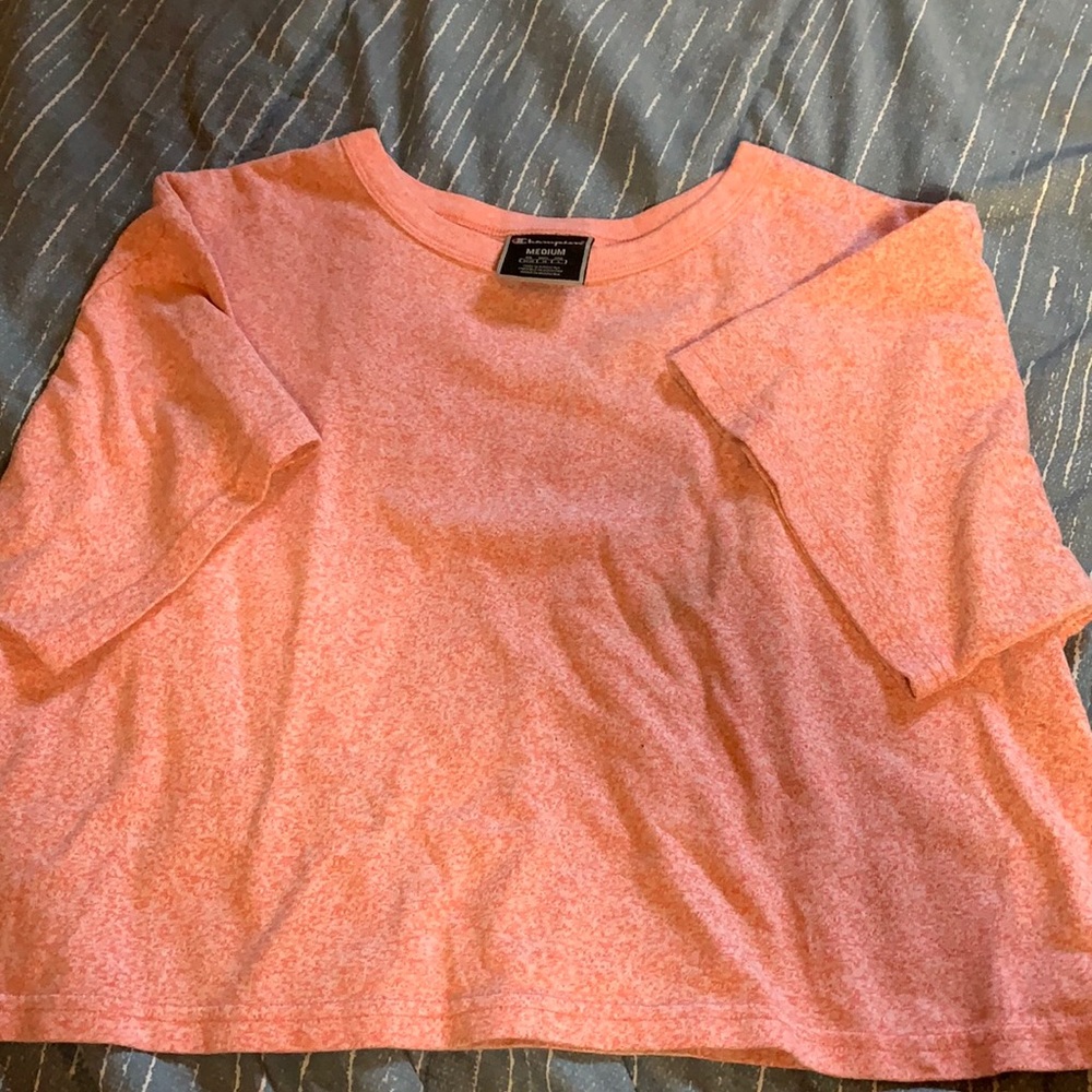 short sleeve partly cropped shirt